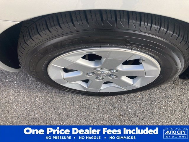 Used 2007 Toyota Prius w/ Pkg 1 FWD image 15