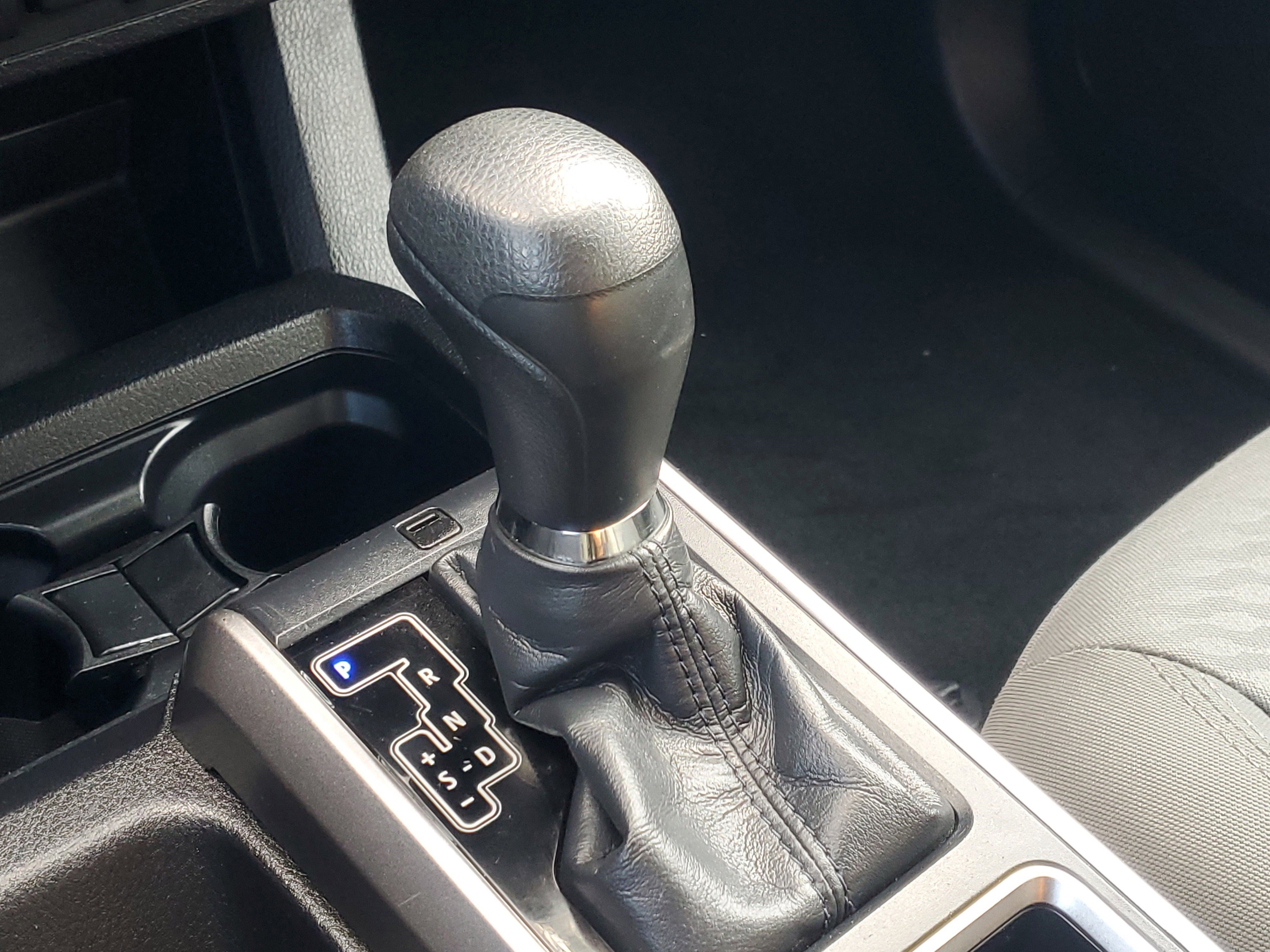 Used 2020 Toyota Tacoma SR5 image 28