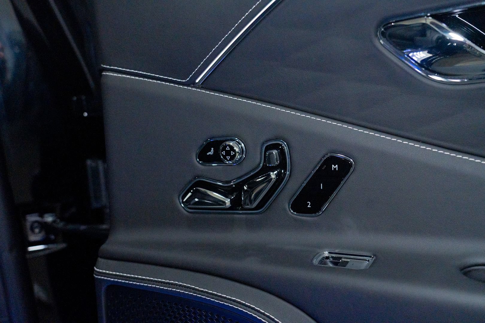 Used 2021 Bentley Flying Spur V8 AWD/4WD image 64