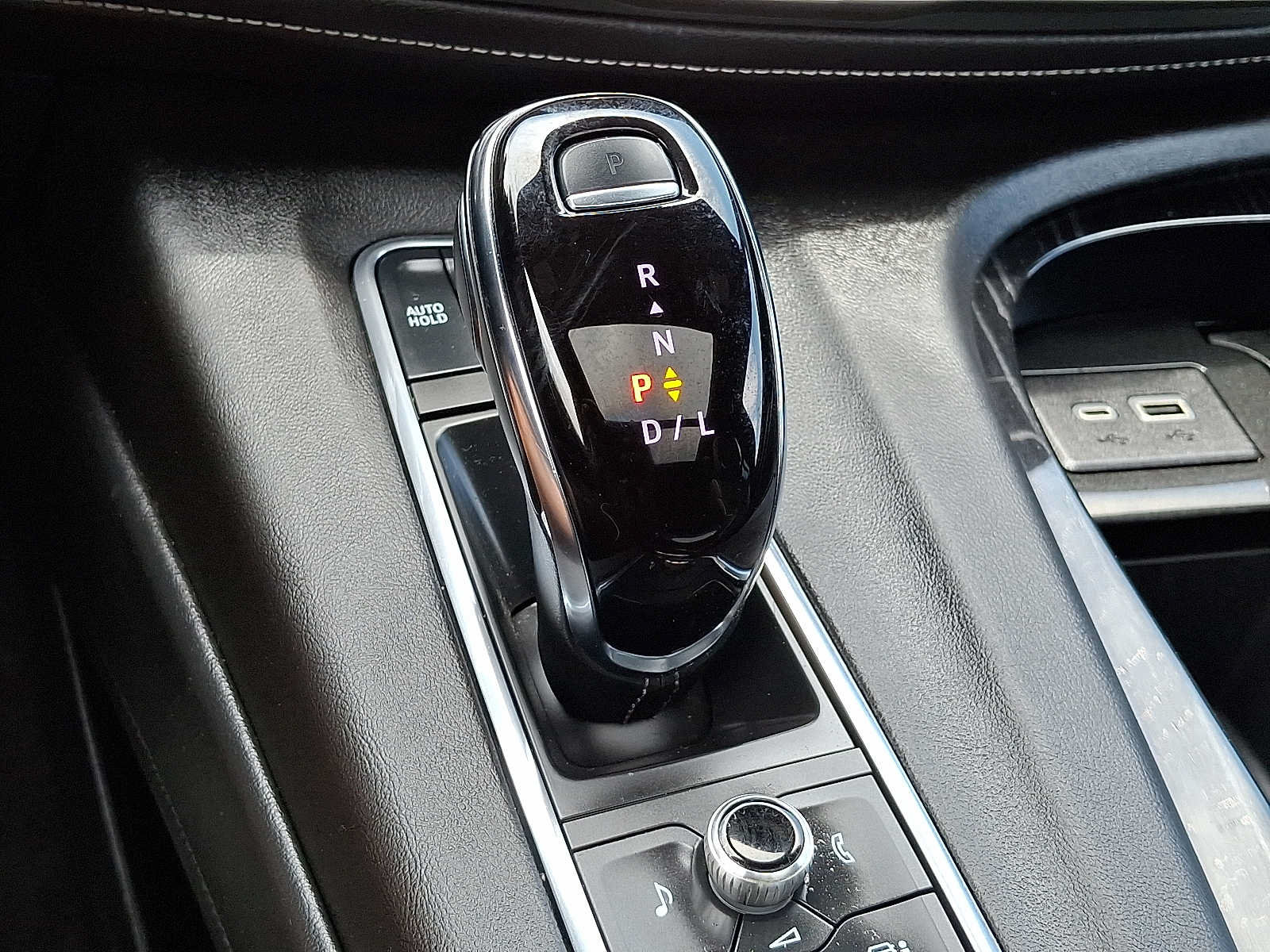 Used 2023 Cadillac Escalade Sport AWD/4WD image 17