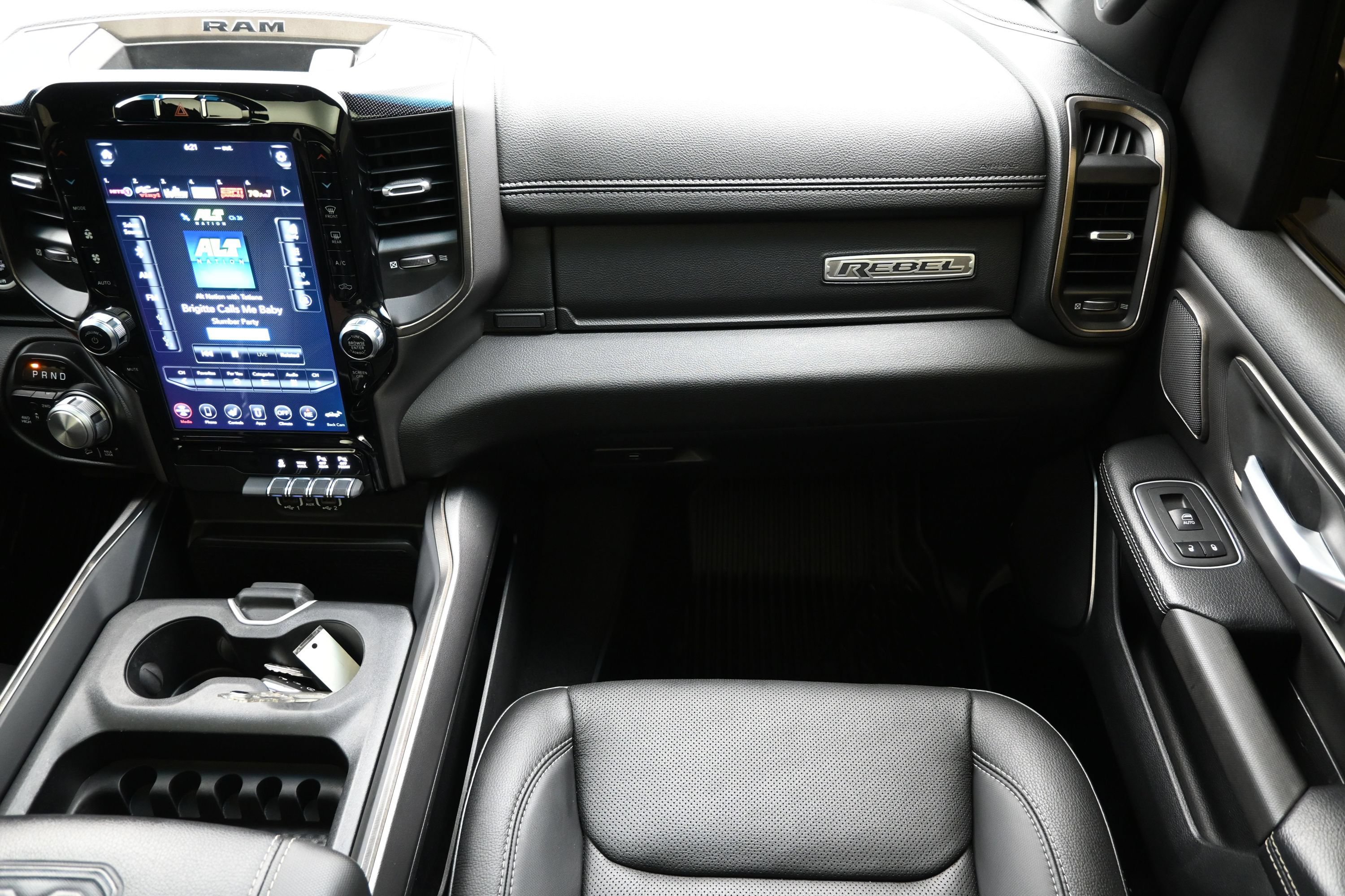 Used 2020 RAM 1500 Rebel w/ Rebel Level 2 Equipment Group AWD/4WD image 39