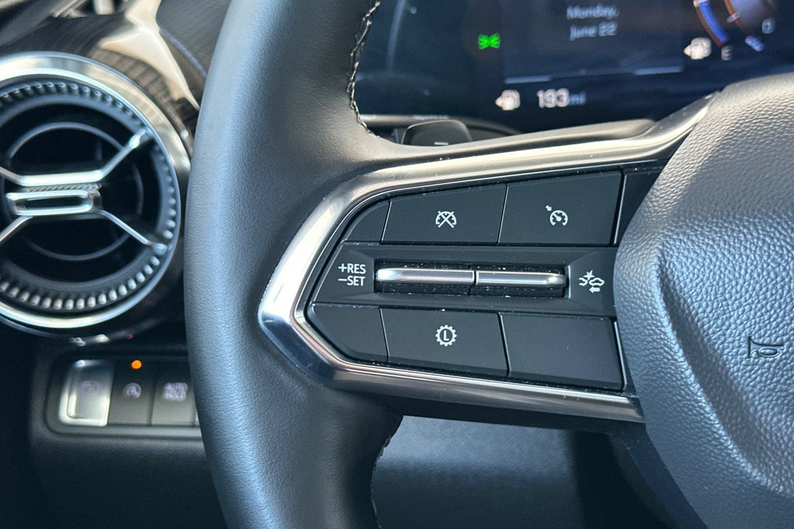 Certified 2026 Chevrolet Equinox LT FWD image 32