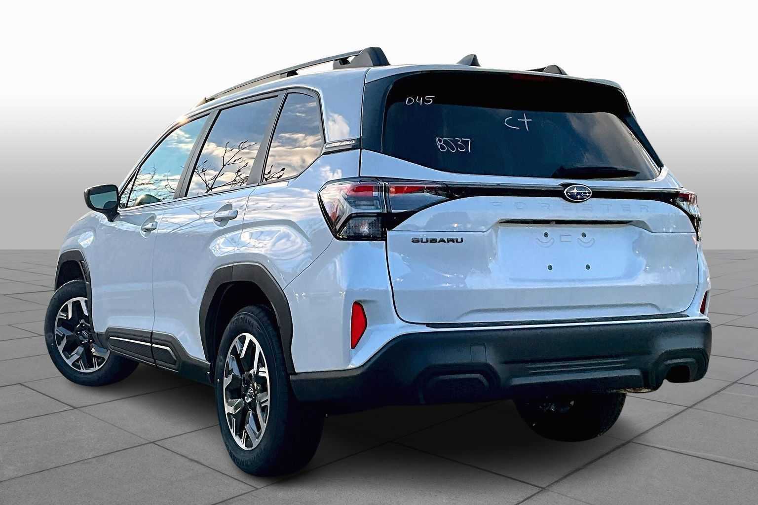 New 2026 Subaru Forester Premium AWD/4WD image 12