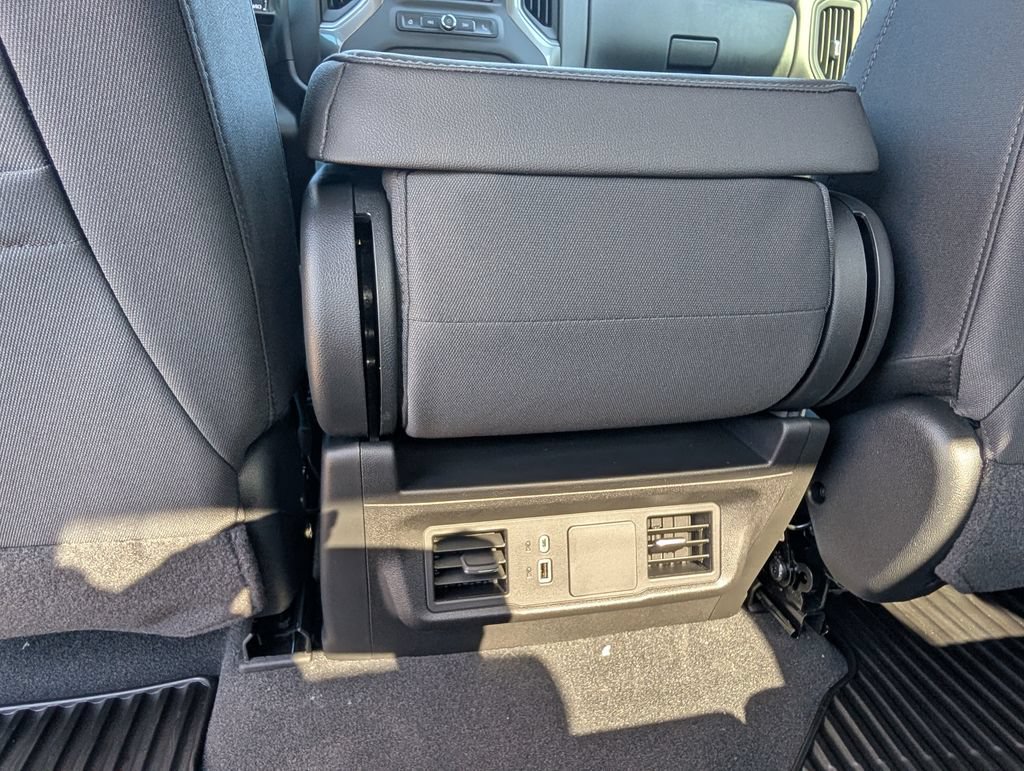 New 2026 Chevrolet Silverado 1500 Custom w/ LPO, Dark Essentials Package RWD image 6