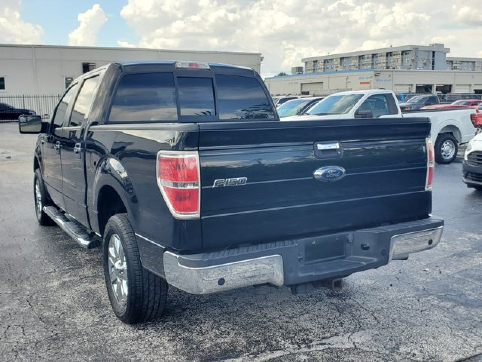 Used 2013 Ford F150 XLT w/ Luxury Equipment Group RWD image 5