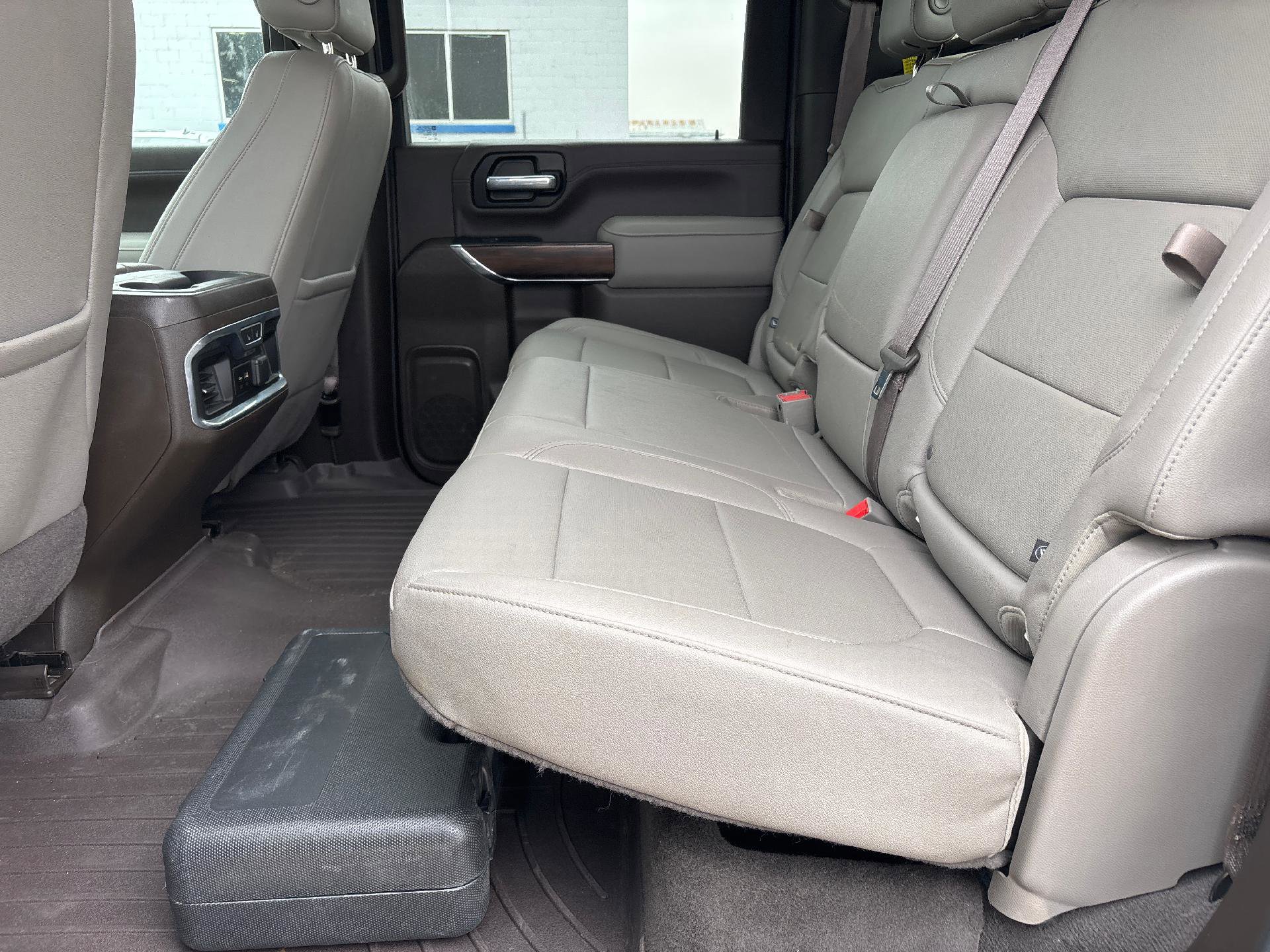 Used 2023 GMC Sierra 2500 SLT w/ SLT Preferred Package image 31