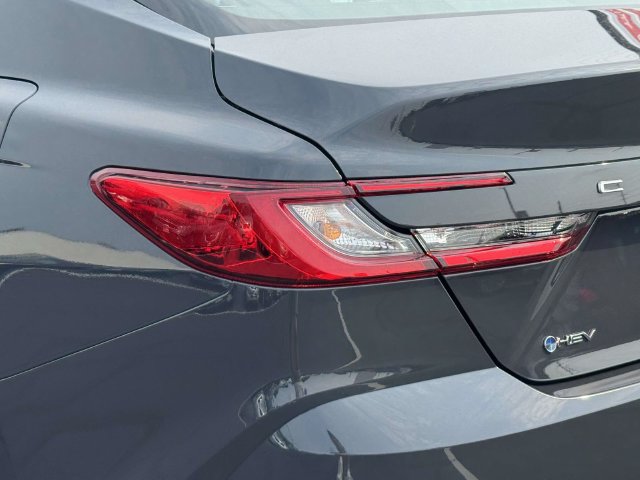 Used 2025 Toyota Camry LE w/ Convenience Package FWD image 9