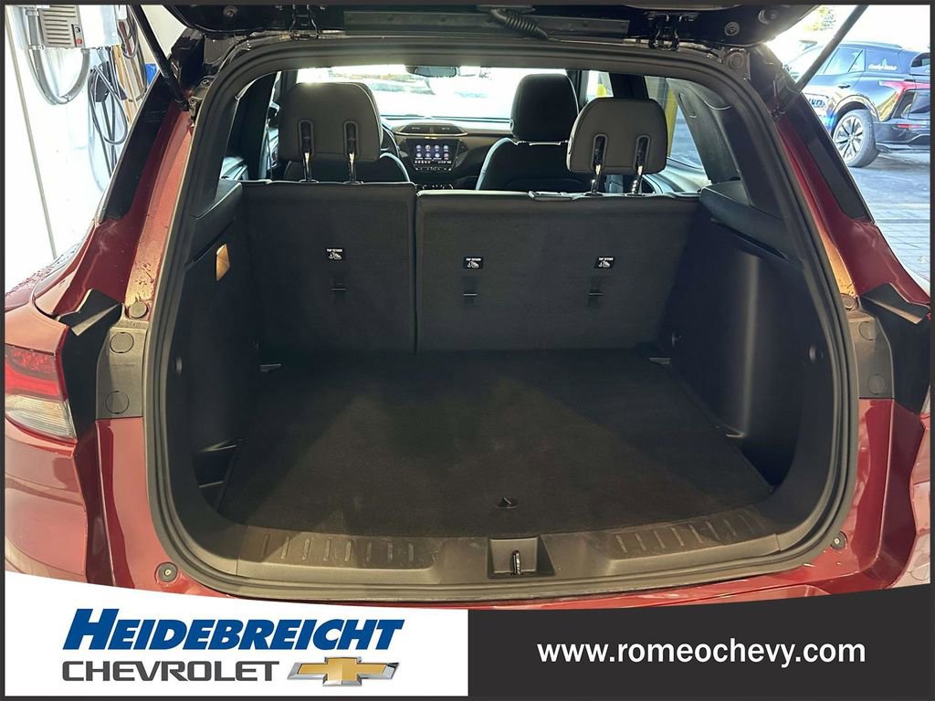 Certified 2023 Chevrolet TrailBlazer RS w/ Convenience Package image 12