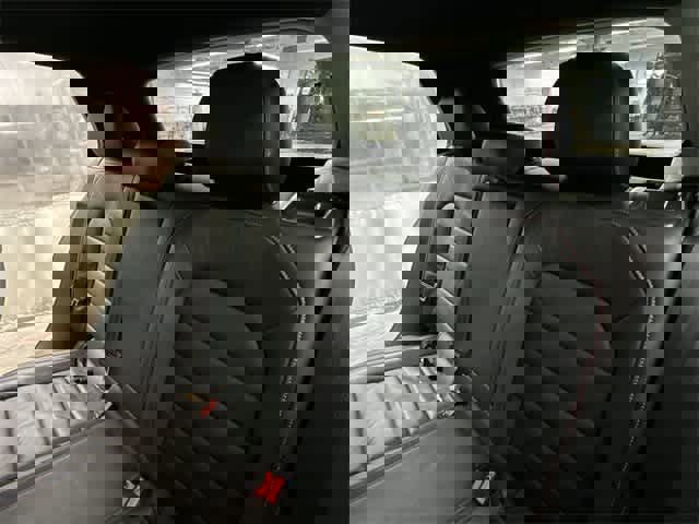 Used 2016 Volkswagen Golf 4-Door image 15