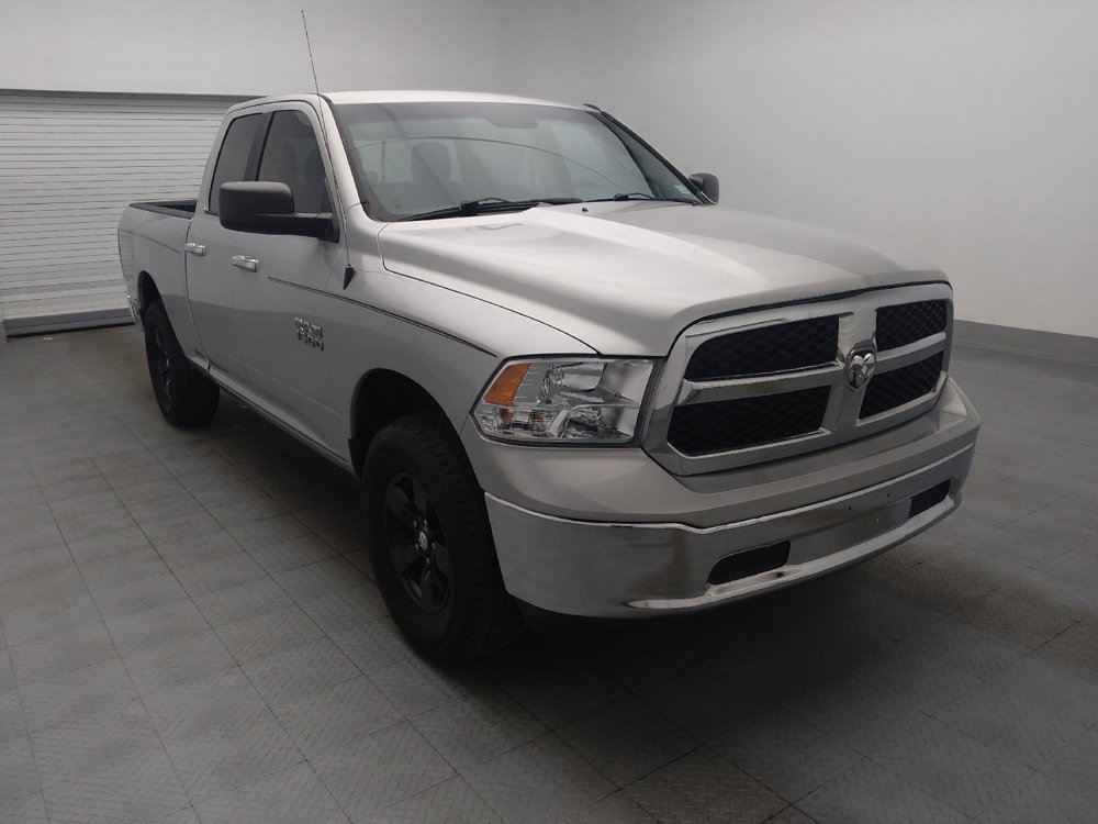 Used 2017 RAM 1500 Classic SLT RWD image 14