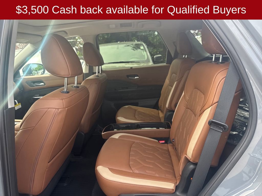 New 2026 Nissan Pathfinder Platinum AWD/4WD image 26