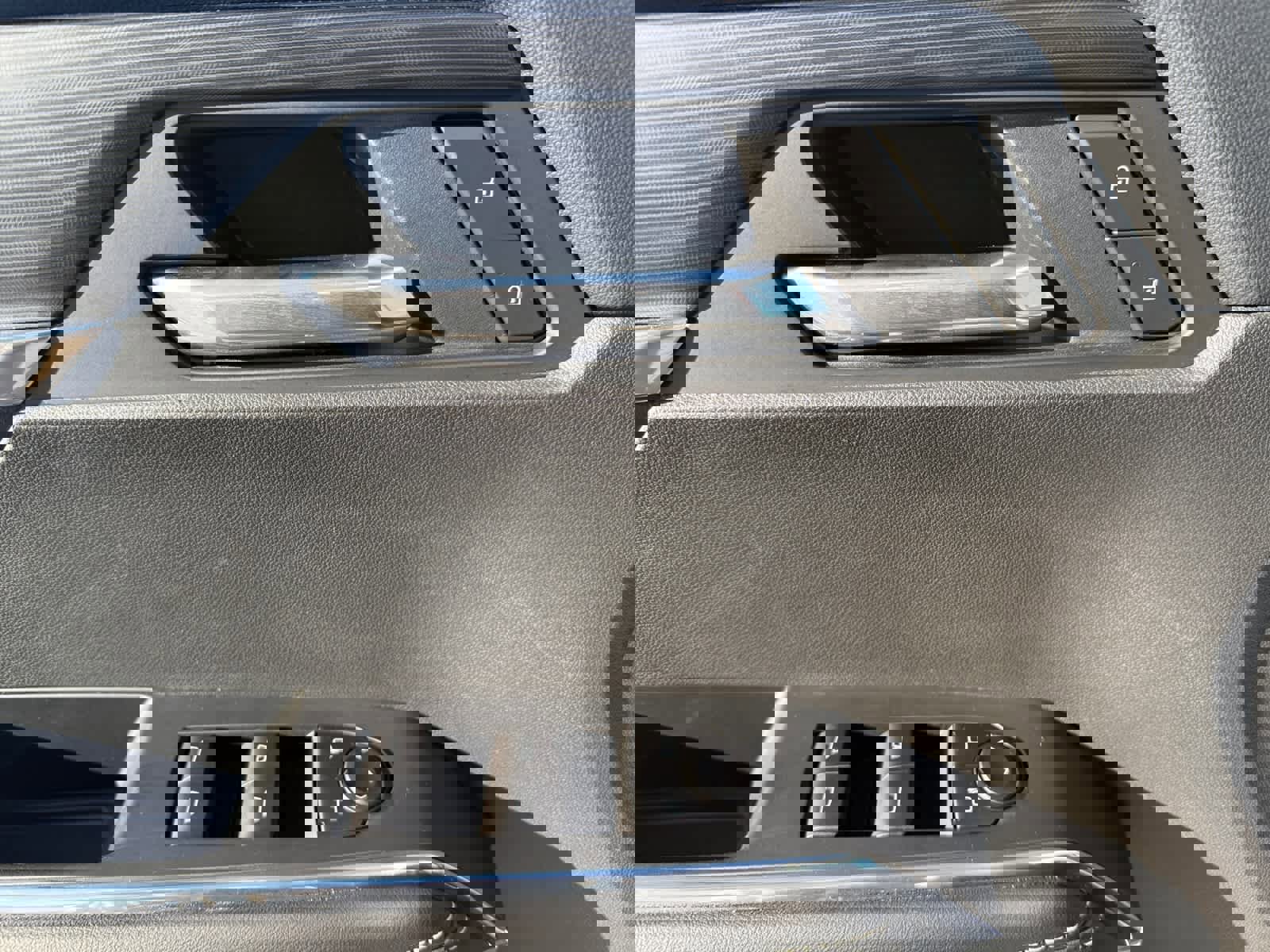 Used 2025 GMC Acadia Elevation image 11