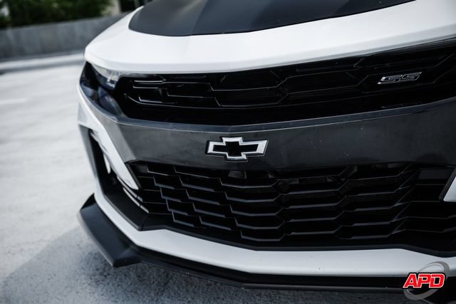 Used 2019 Chevrolet Camaro SS RWD image 29