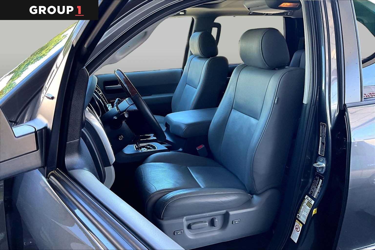 Certified 2019 Toyota Sequoia Platinum AWD/4WD image 9