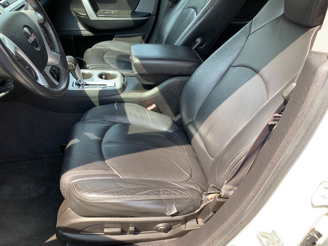 Used 2011 GMC Acadia SLT AWD/4WD image 14
