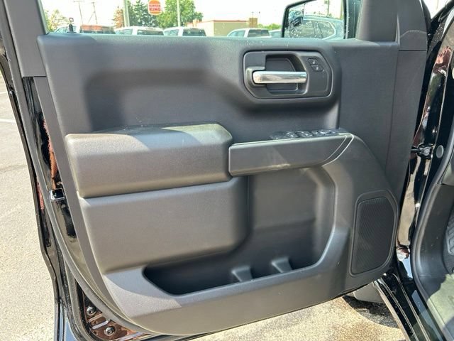 New 2026 Chevrolet Silverado 1500 Custom w/ Turbomax Blackout Package AWD/4WD image 22