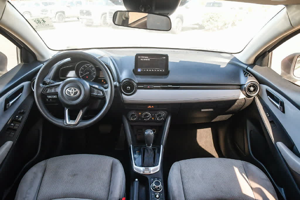 Used 2019 Toyota Yaris LE FWD image 14
