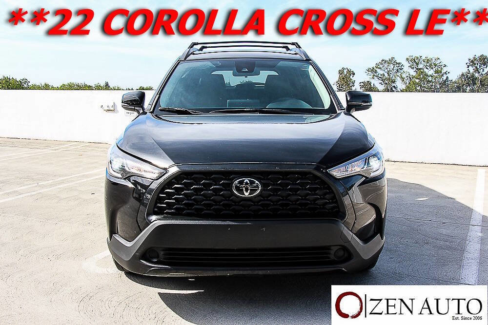 Used 2022 Toyota Corolla Cross LE w/ Black Badges Package (TMS) image 2