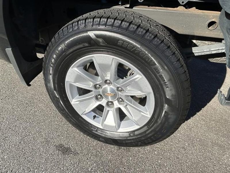Used 2025 Chevrolet Silverado 1500 LT image 27
