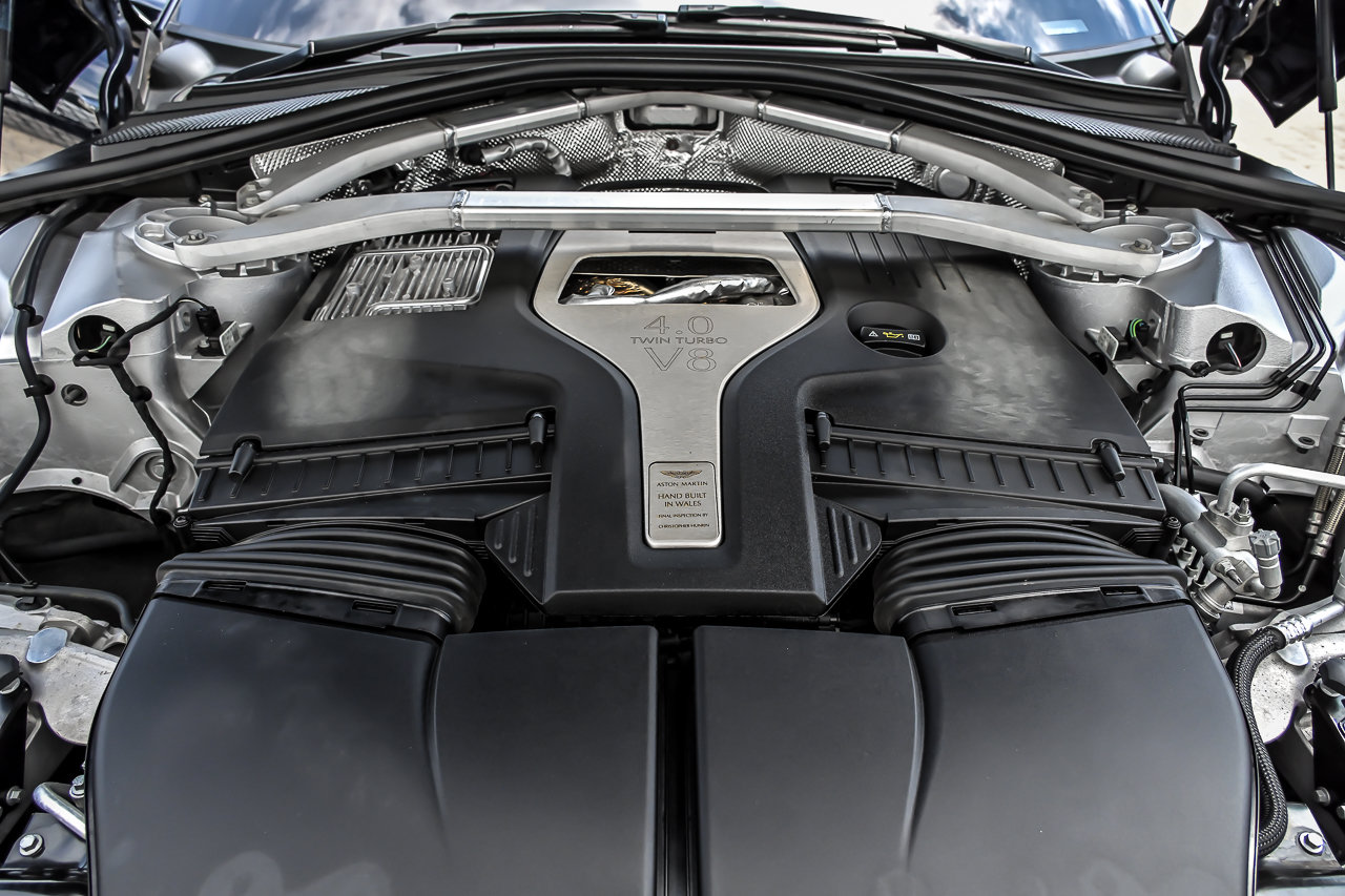 Used 2021 Aston Martin DBX AWD/4WD image 15