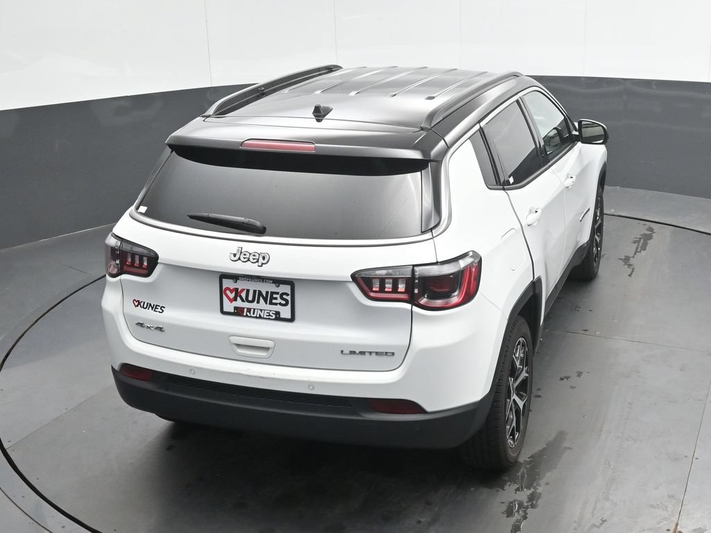 Used 2025 Jeep Compass Limited AWD/4WD image 30