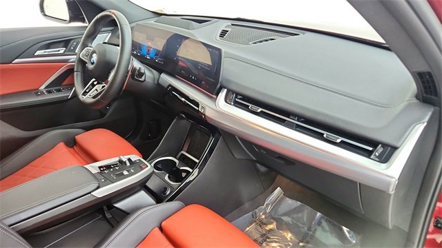 Used 2025 BMW X2 M35i image 21