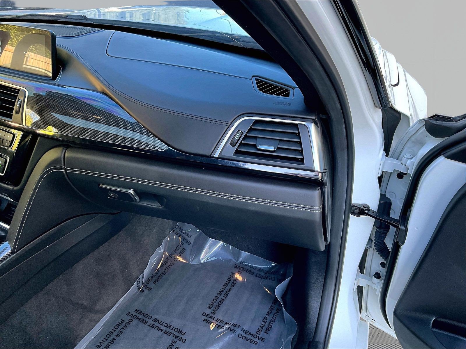 Used 2017 BMW M3 RWD image 26