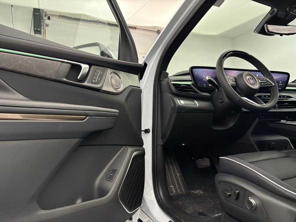 New 2026 Buick Enclave Avenir image 20