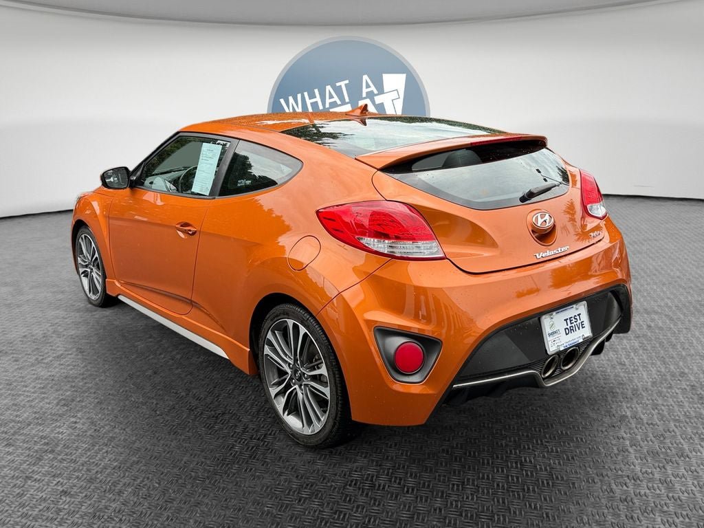 Used 2016 Hyundai Veloster Turbo FWD image 6