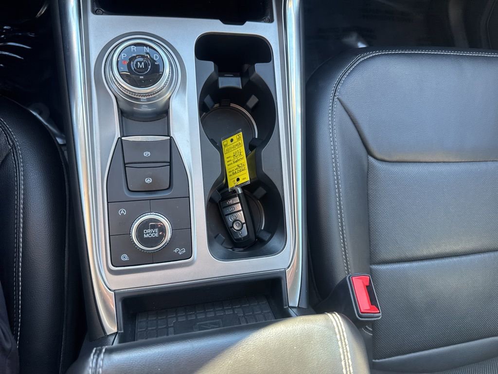 Used 2021 Ford Explorer Limited w/ Equipment Group 301A image 19