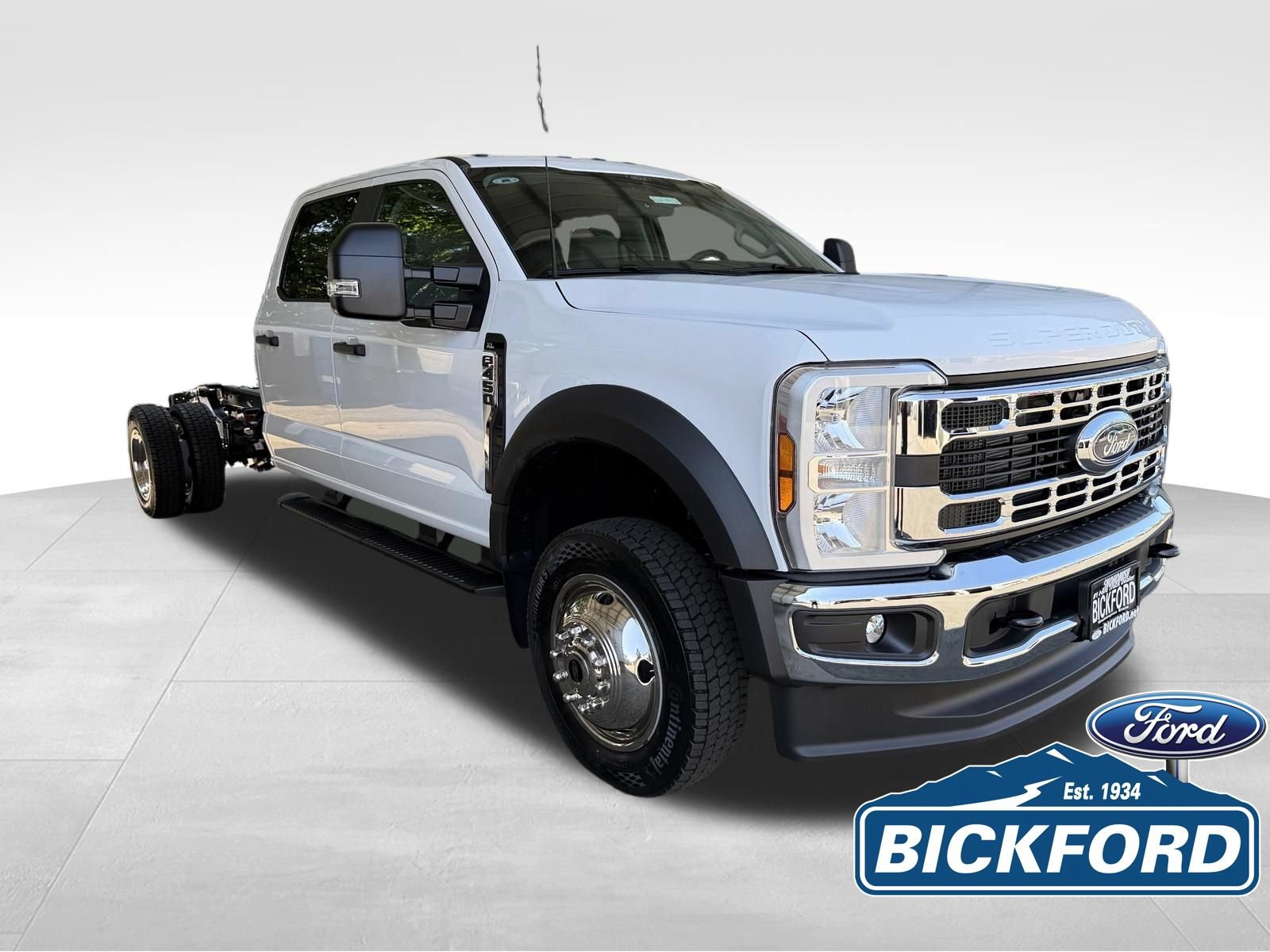 New 2026 Ford F450 XL w/ XL Chrome Package AWD/4WD image 3