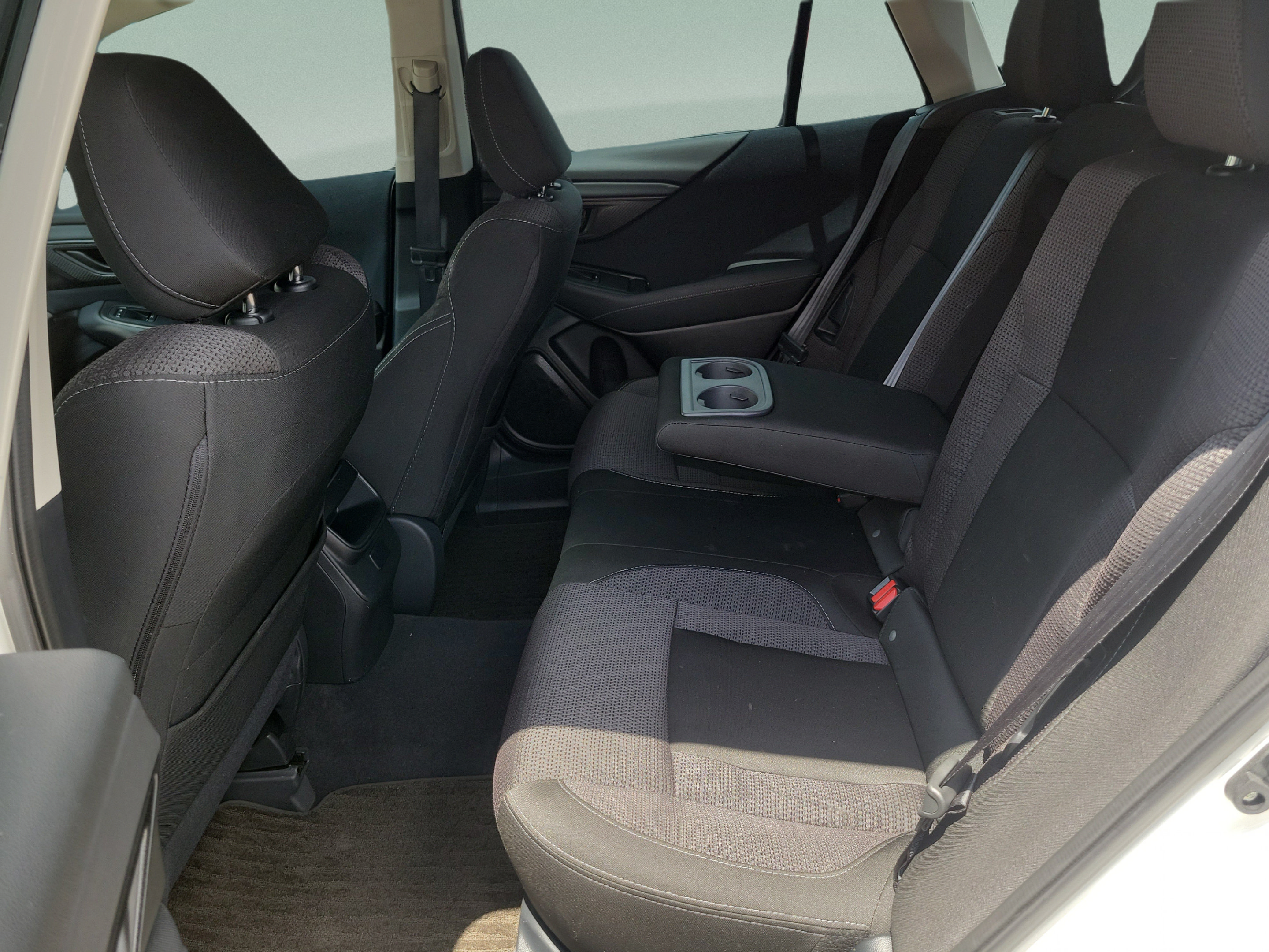 Used 2025 Subaru Outback AWD/4WD image 9