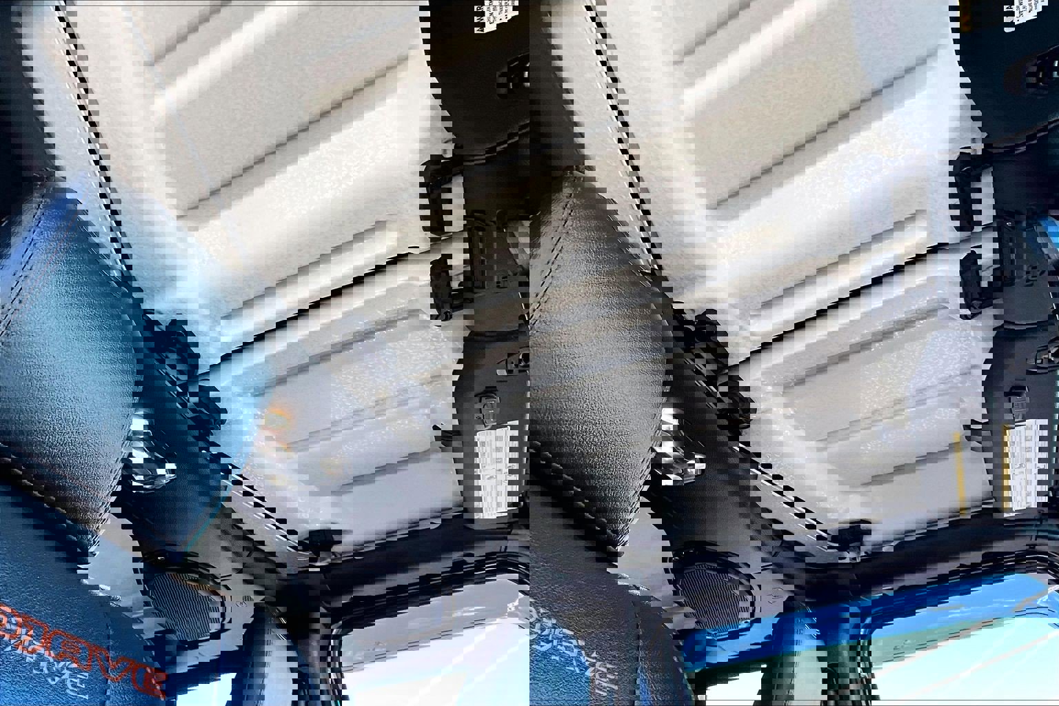 Used 2023 Jeep Gladiator Mojave w/ Cold Weather Group image 28