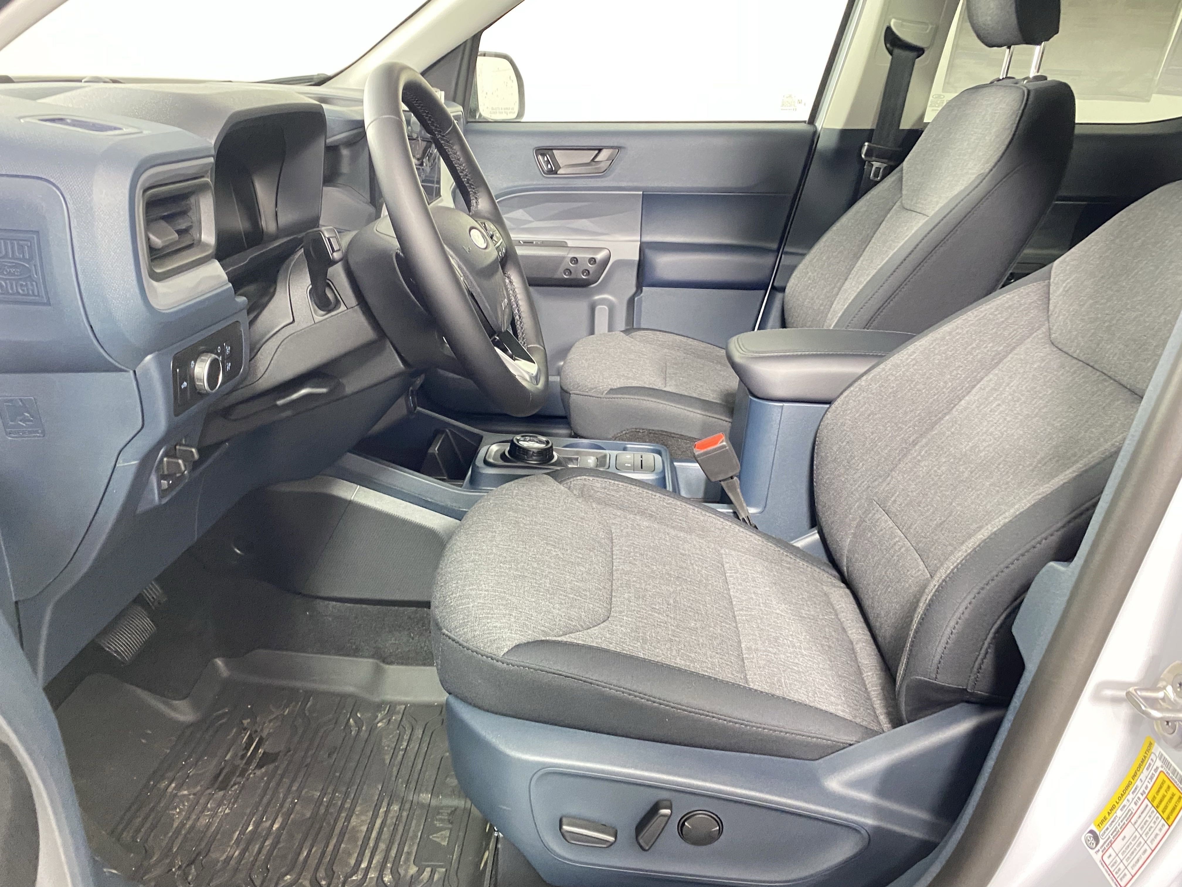 New 2025 Ford Maverick XLT w/ XLT Luxury Package image 11