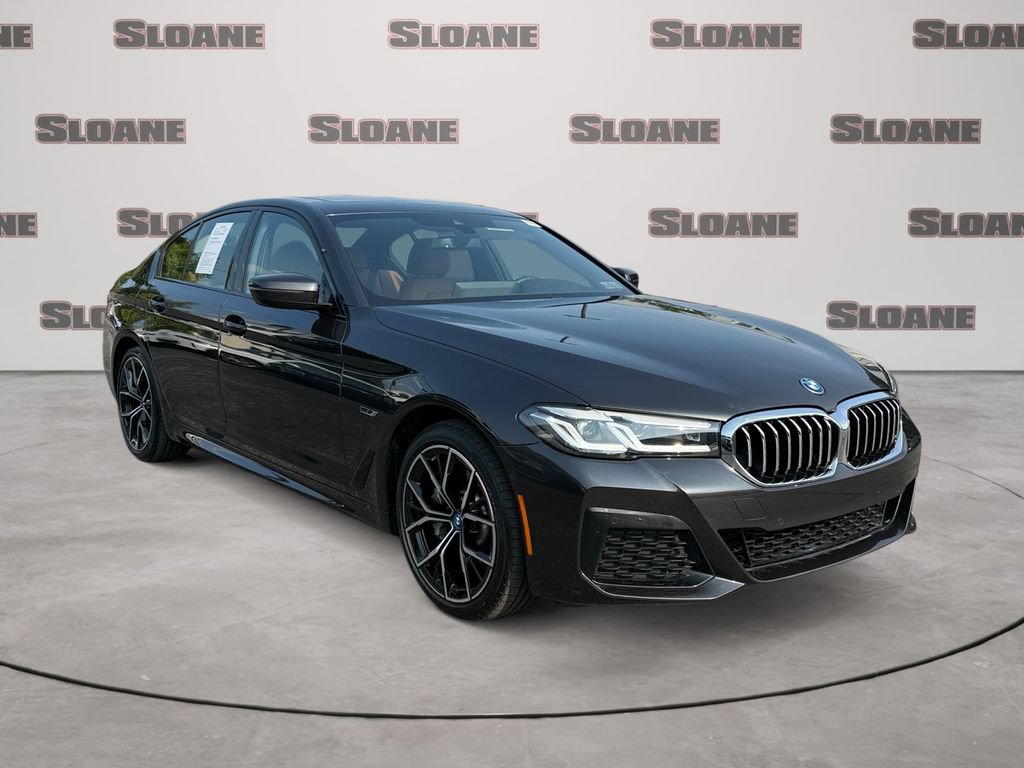 Used 2023 BMW 530e xDrive w/ Premium Package AWD/4WD image 7