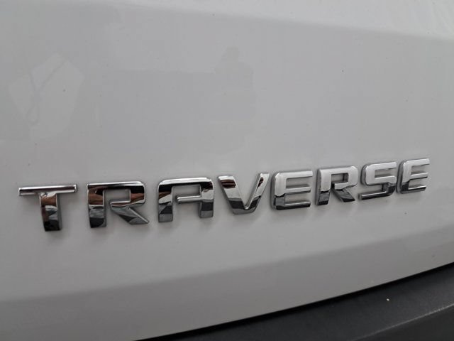 Used 2023 Chevrolet Traverse LT FWD image 9