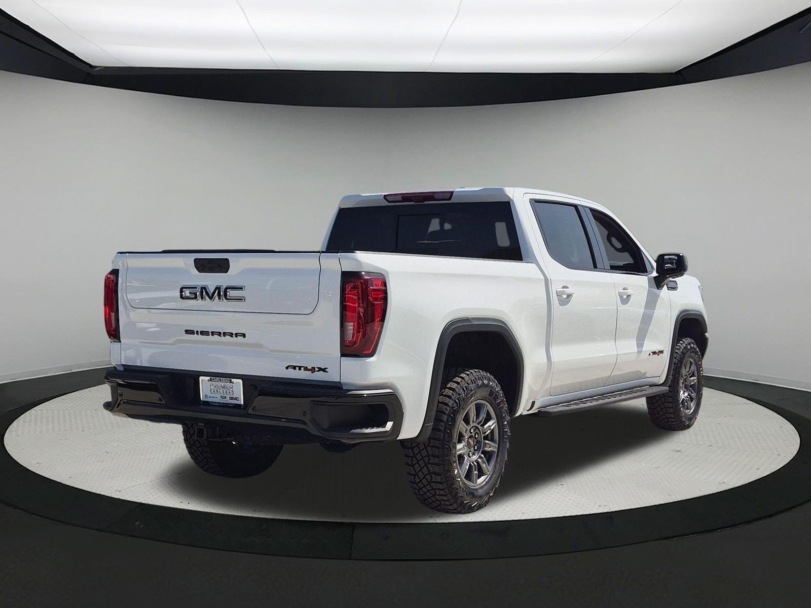 New 2026 GMC Sierra 1500 AT4X w/ LPO, Black Badging Package AWD/4WD image 5