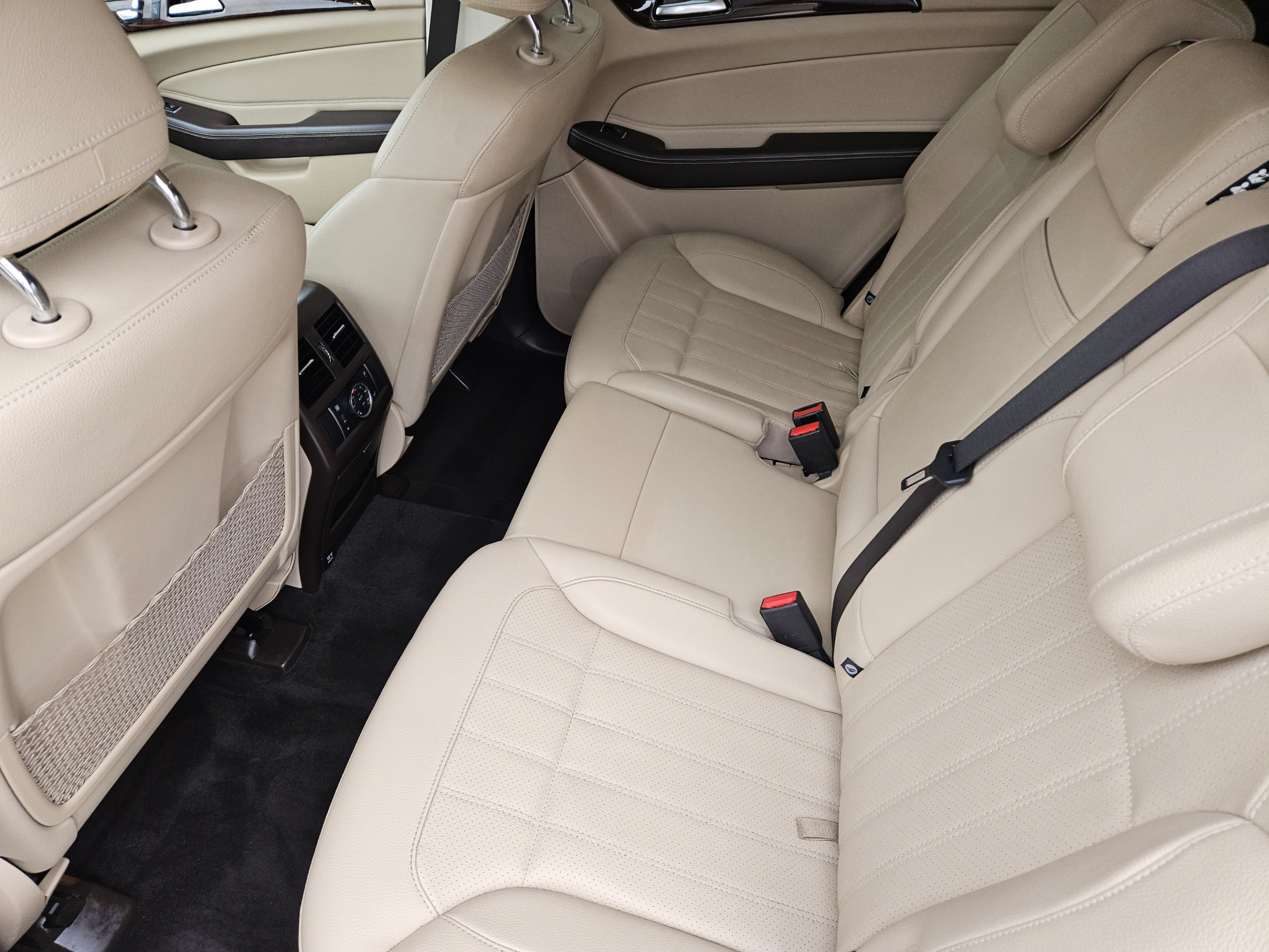 Used 2019 Mercedes-Benz GLS 450 4MATIC image 25