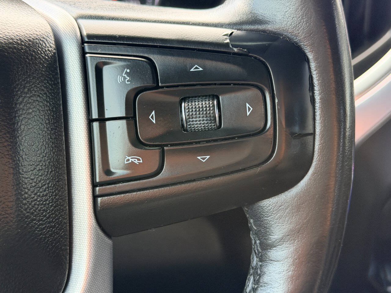Used 2020 GMC Sierra 1500 SLT w/ SLT Premium Plus Package AWD/4WD image 35