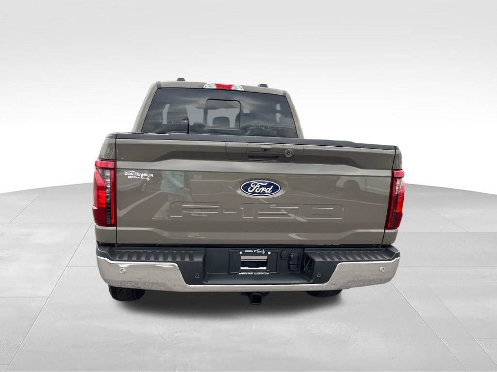 New 2026 Ford F150 XLT w/ Equipment Group 302A MID AWD/4WD image 4