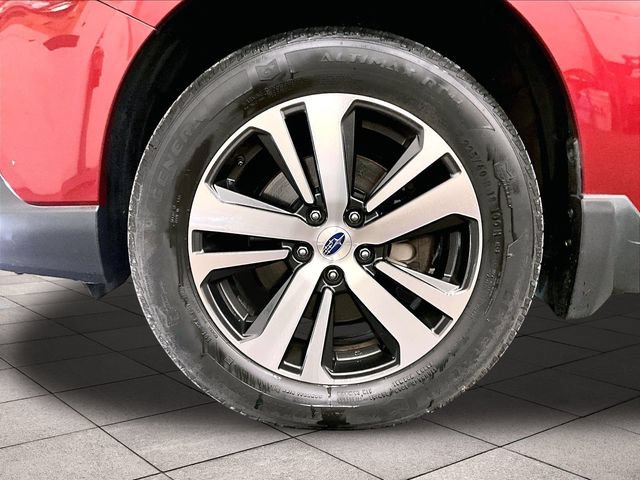 Used 2018 Subaru Outback 3.6R Limited AWD/4WD image 9