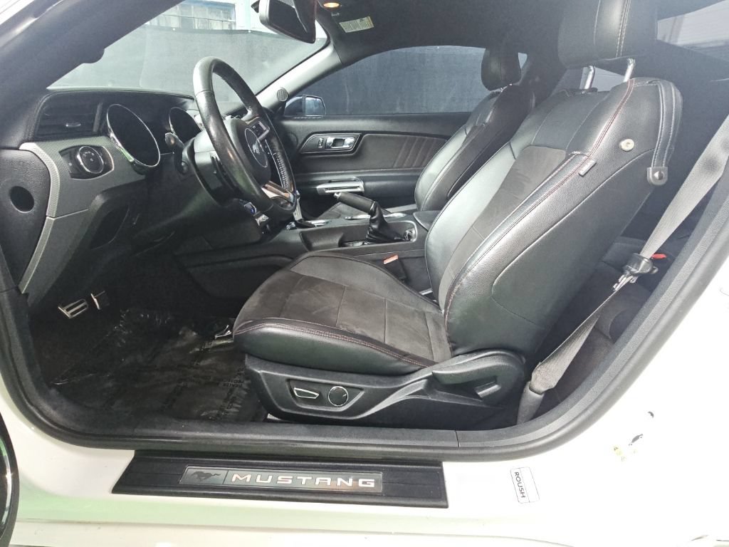 Used 2017 Ford Mustang GT Premium RWD image 14
