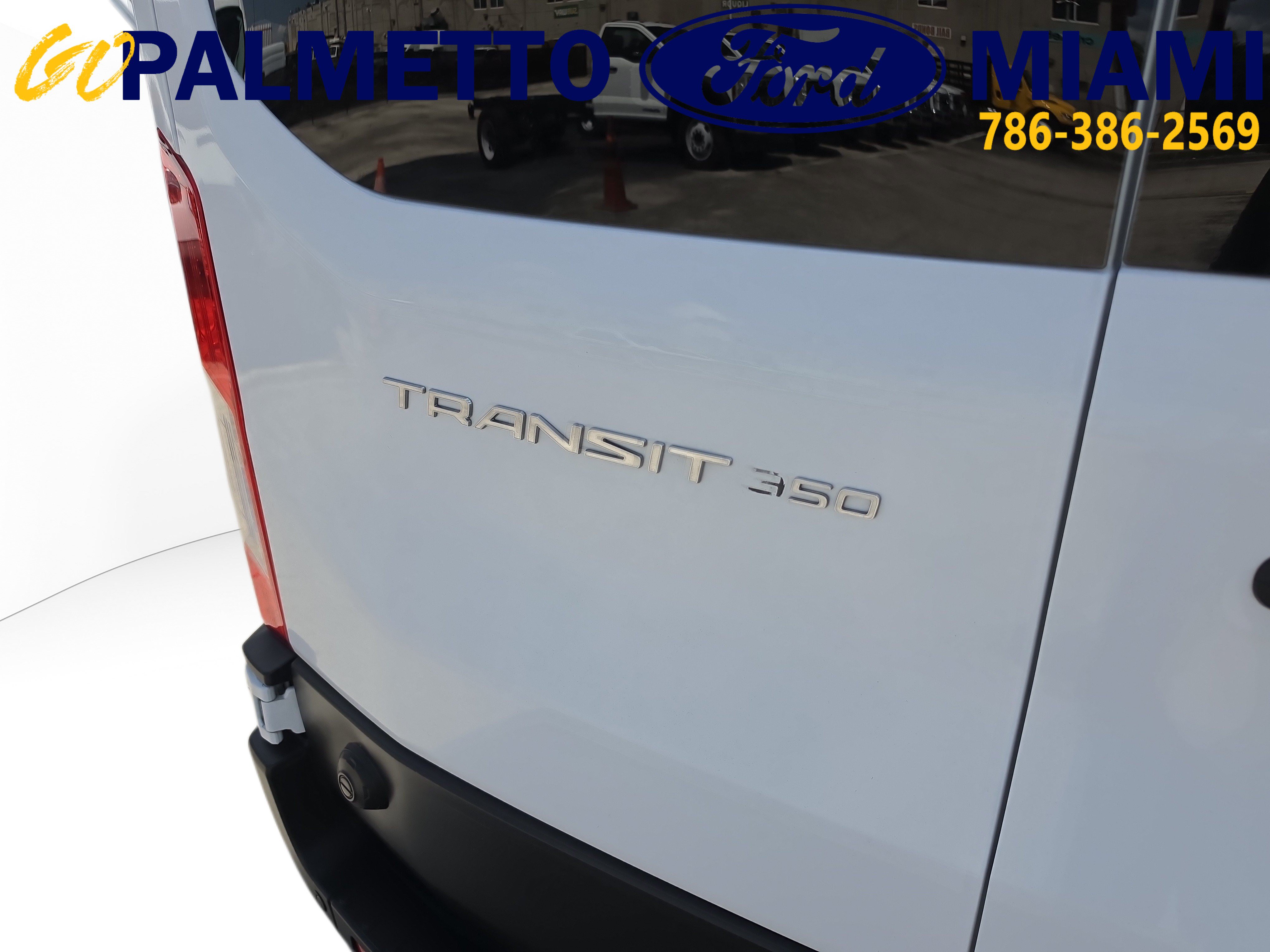 Used 2024 Ford Transit 350 XLT RWD image 7