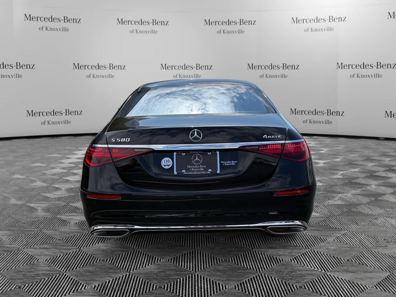 Used 2026 Mercedes-Benz S 580 4MATIC Sedan image 4