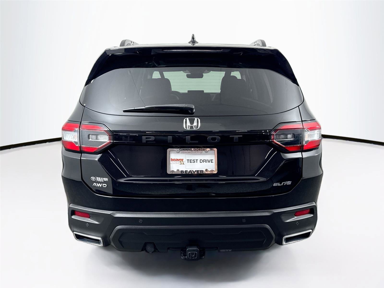 Used 2023 Honda Pilot Elite image 12