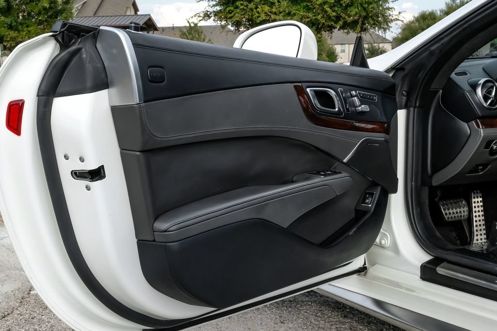 Used 2018 Mercedes-Benz SL 63 AMG image 31