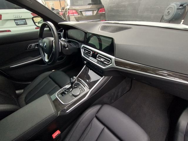 Used 2021 BMW 330i Sedan w/ Driving Assistance Package image 52