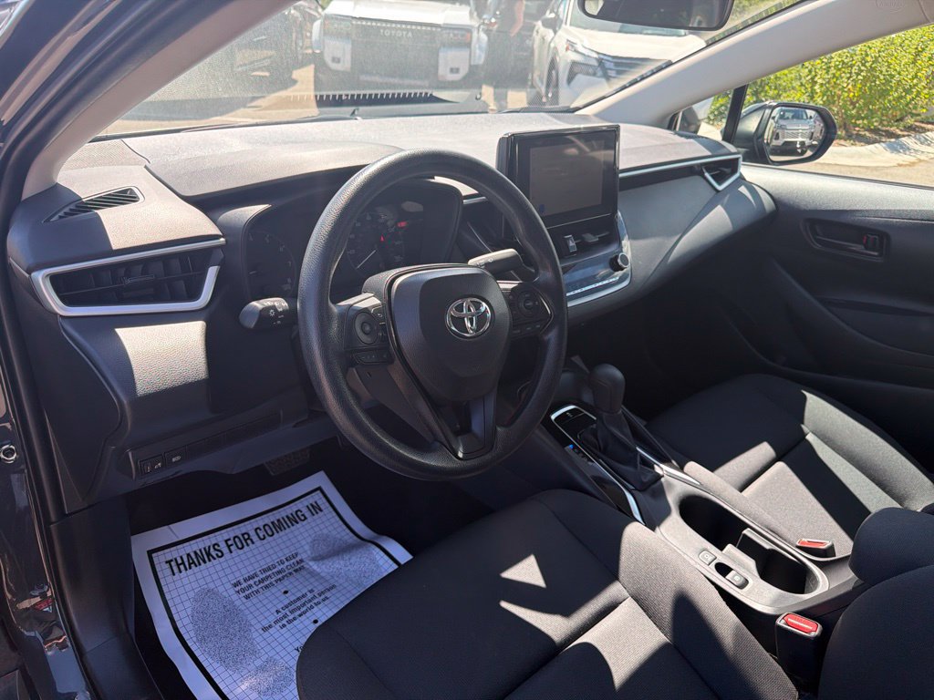Used 2025 Toyota Corolla LE FWD image 23