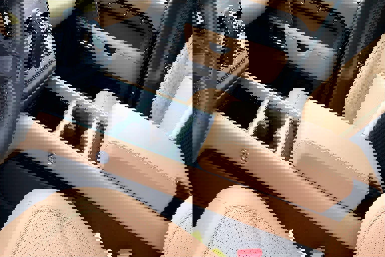 New 2026 Land Rover Defender 110 V8 image 10