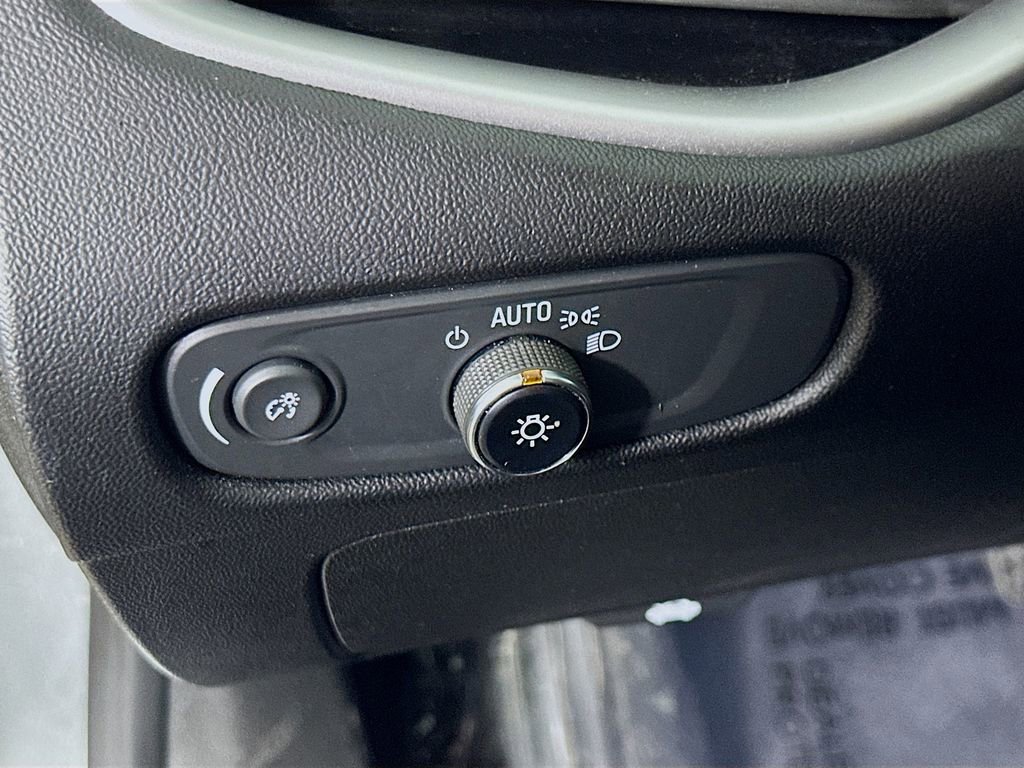 Used 2024 Chevrolet Malibu LT FWD image 21